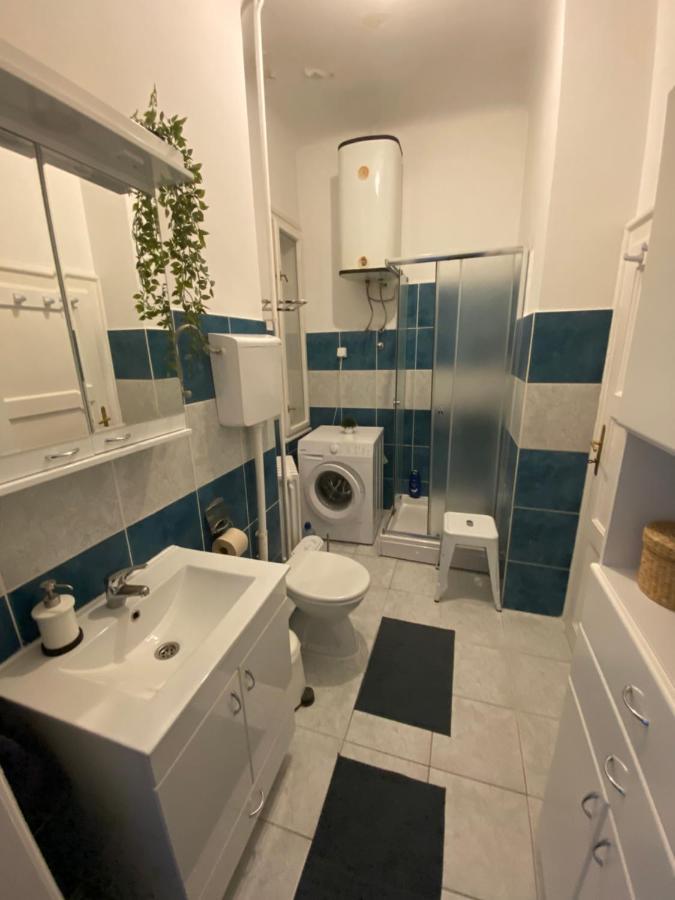 Flora Apartment Novi Sad Extérieur photo